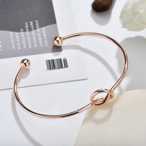 Rose Gold Infinity Knot Bracelet